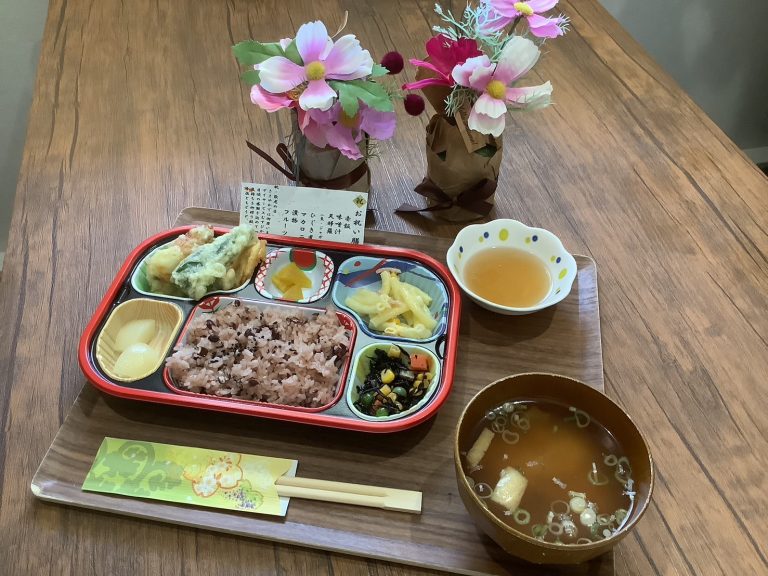 令和7年9月15日 むすびの昼食です♪ | デイサービス むすび